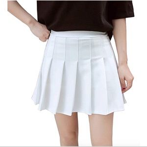 White tennis skirt / skort